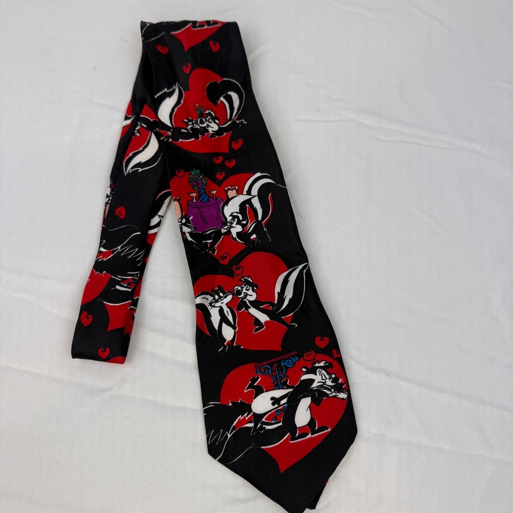 Vintage 1994 Looney Tunes Pepe Le Pew Black Red Heart Romantic Skunk Necktie‎ 90